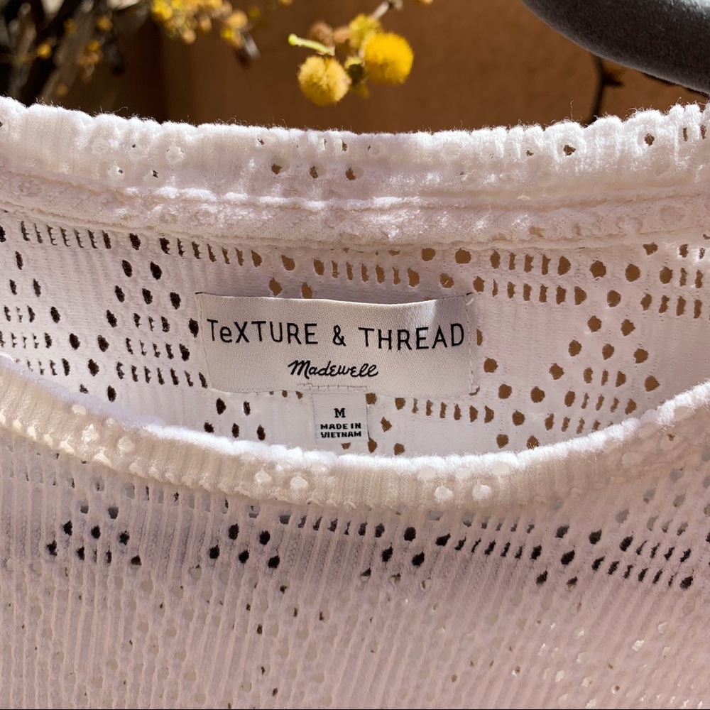 ✨SOLD✨ Madewell Modern Tie-Front Tee in Geo Eyelet - Picture 3 of 6